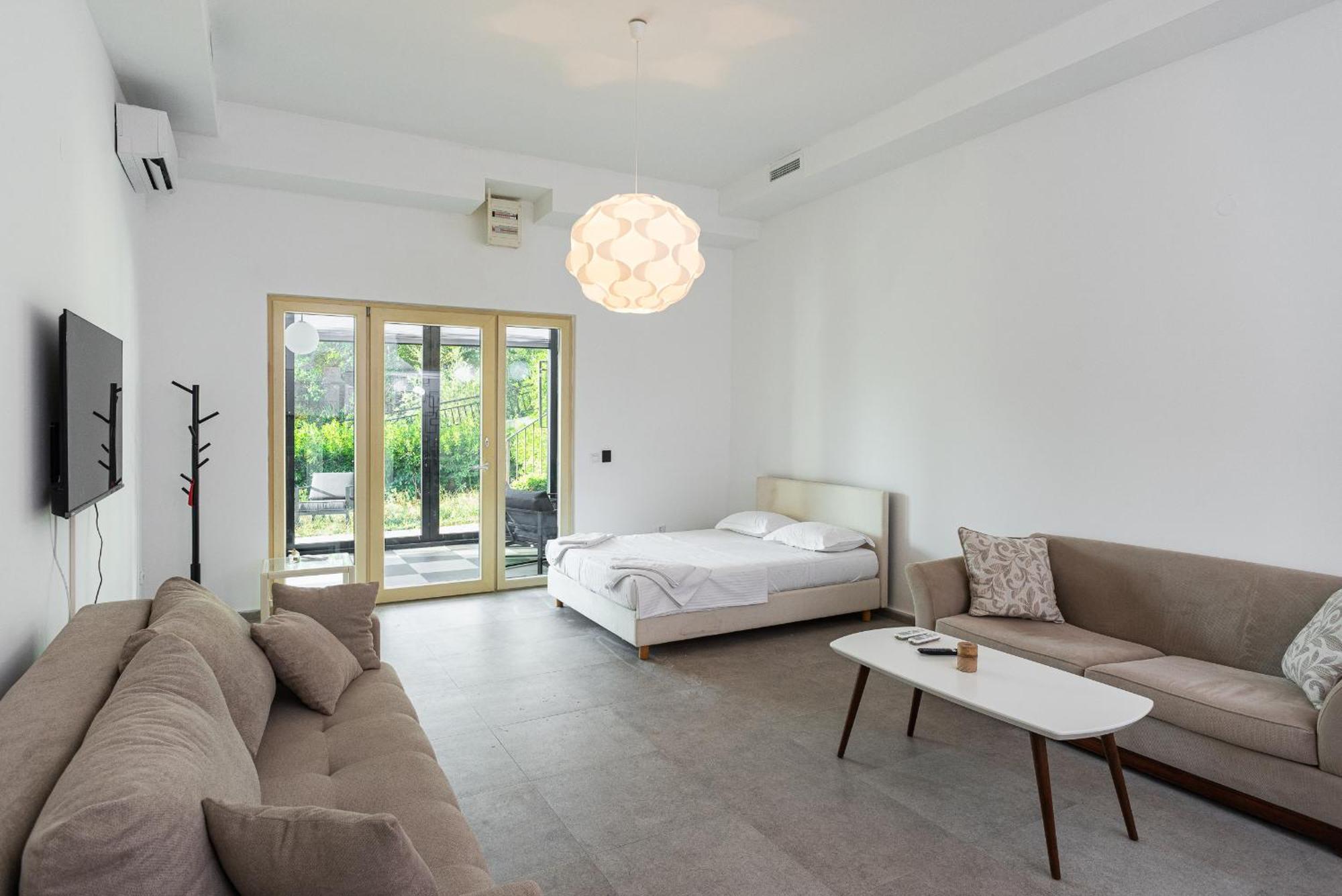 Vertmont Apartments Sveti Stefan Extérieur photo